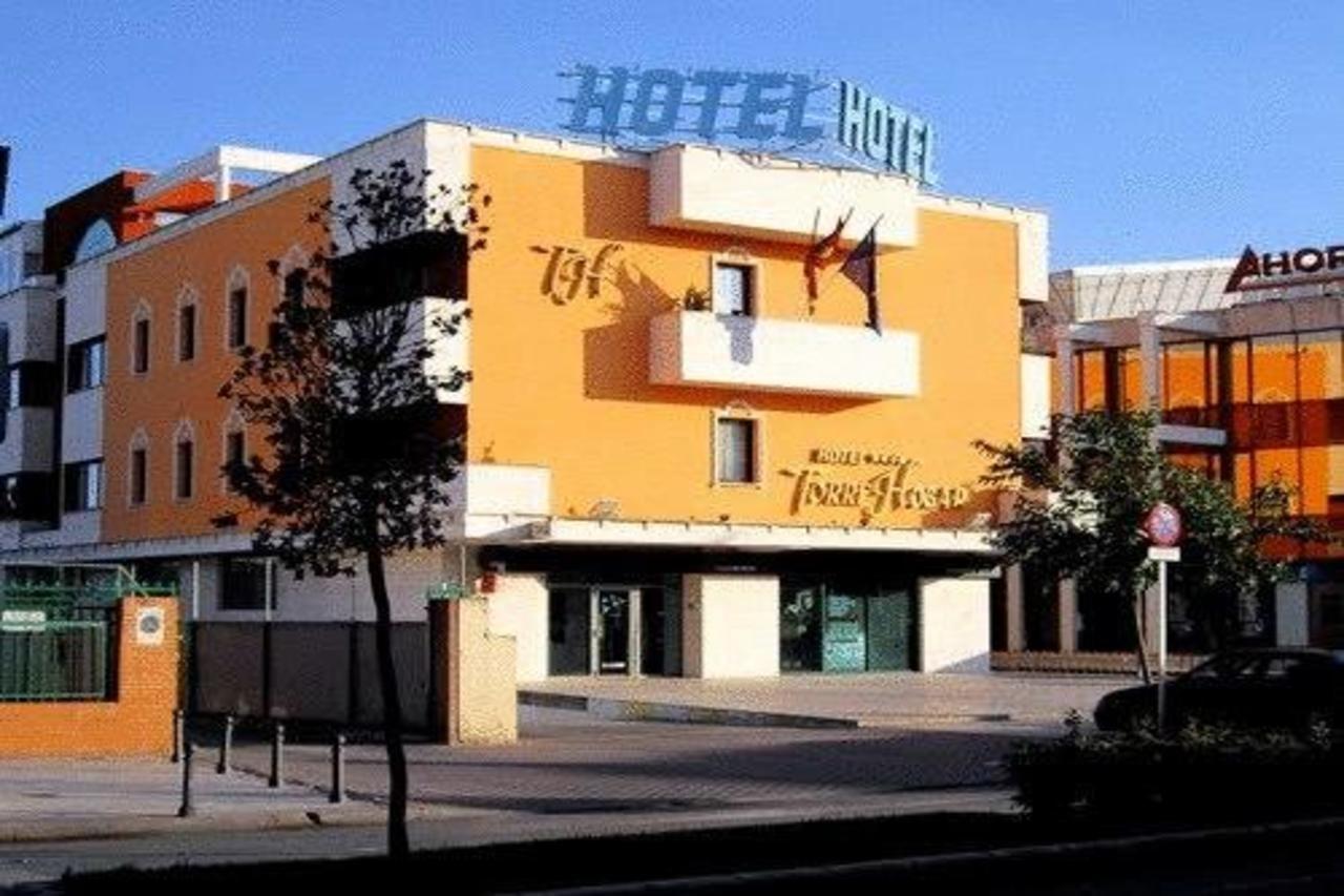 Aeropuerto Madrid Torre Hogar Premium Hotel Torrejon de Ardoz Exterior photo